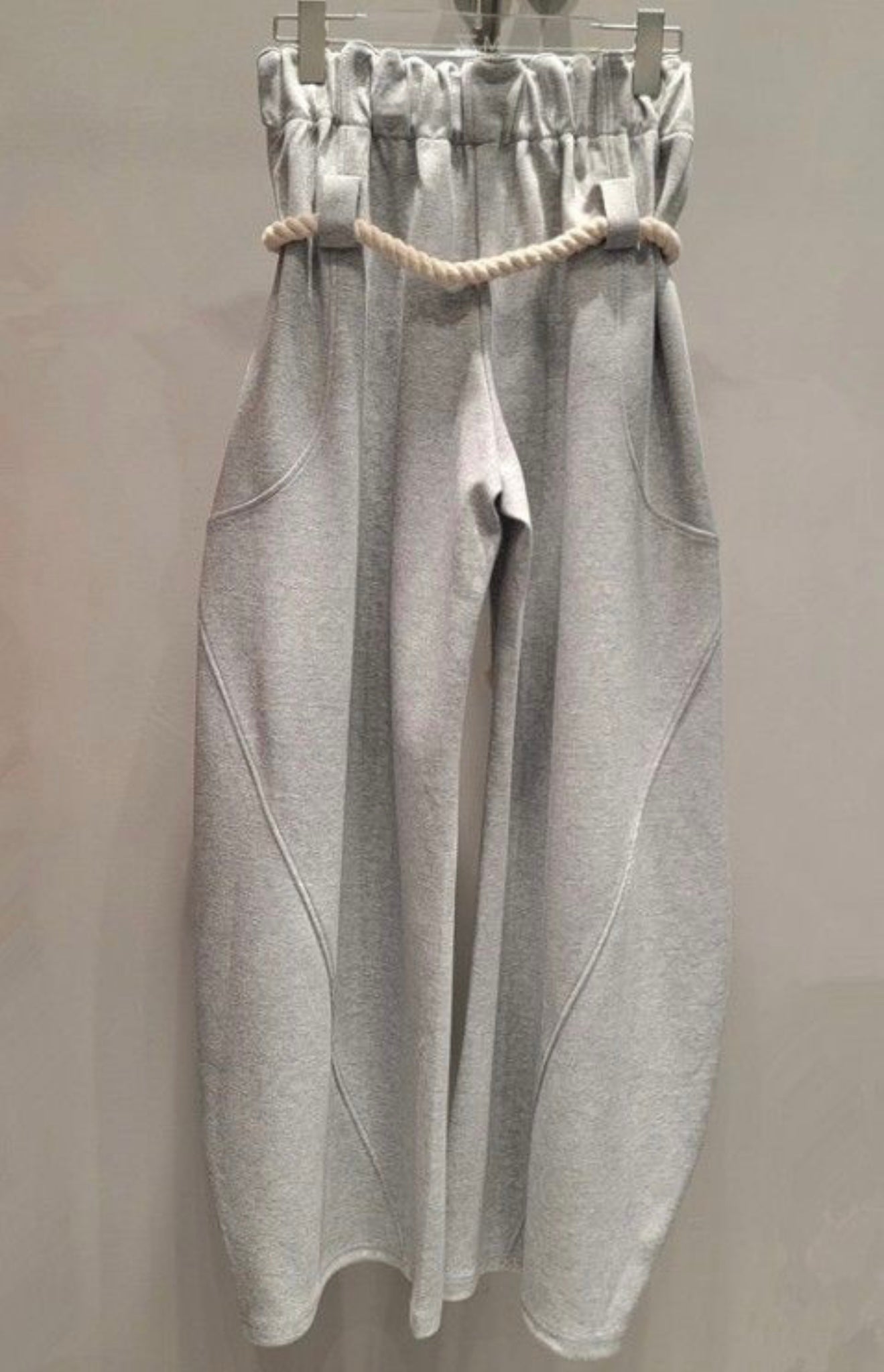 Knot-So-Basic joggers 🪢