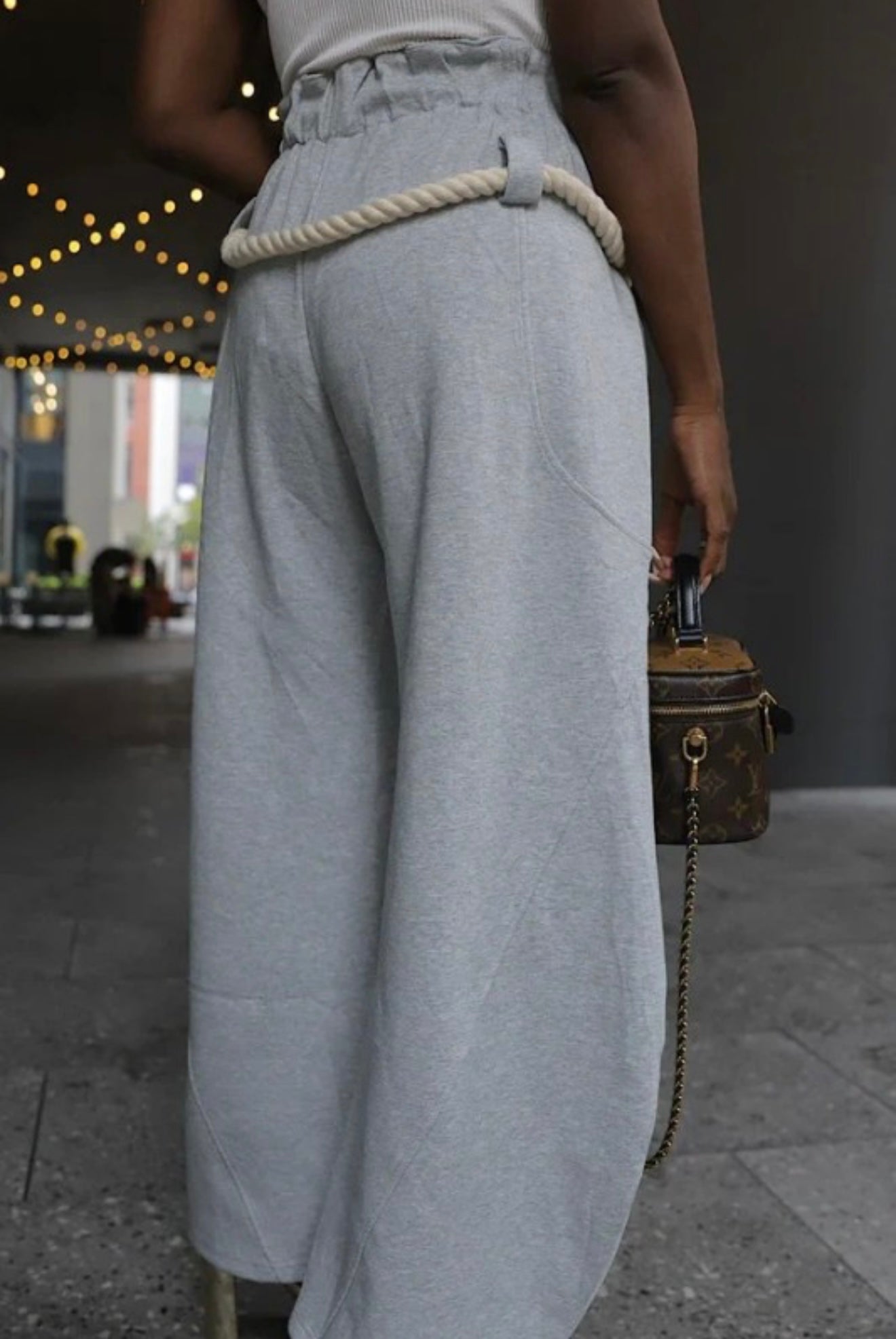 Knot-So-Basic joggers 🪢